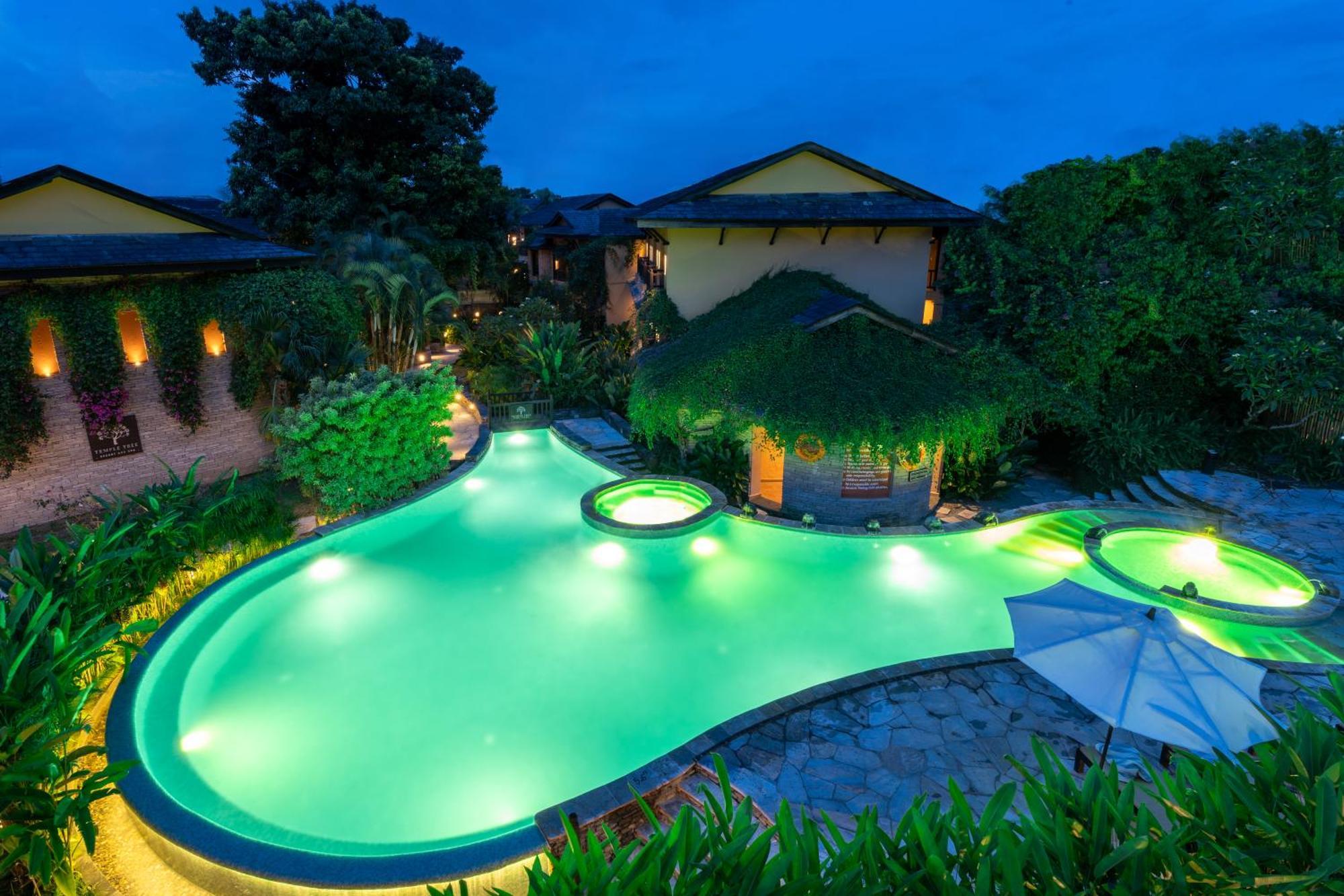 Temple Tree Resort & Spa Pokhara Exterior foto