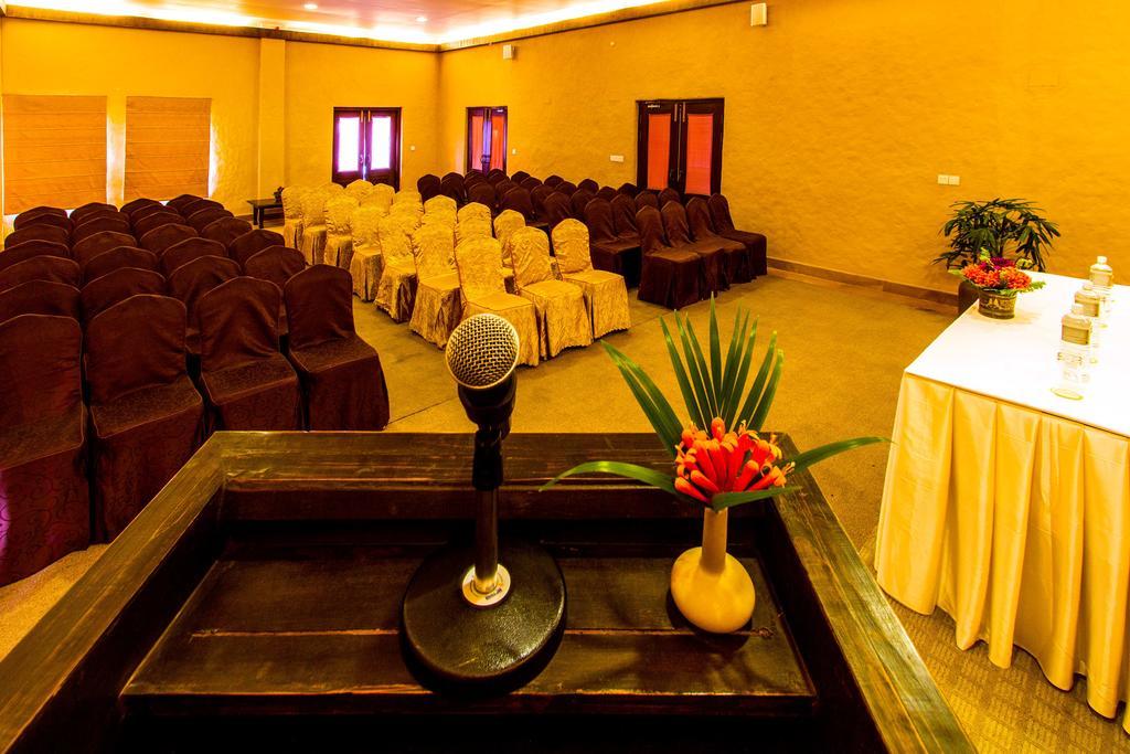Temple Tree Resort & Spa Pokhara Exterior foto