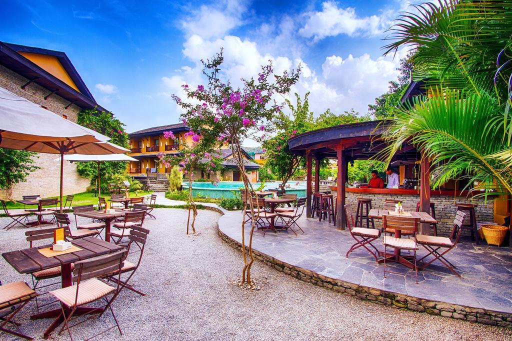 Temple Tree Resort & Spa Pokhara Exterior foto